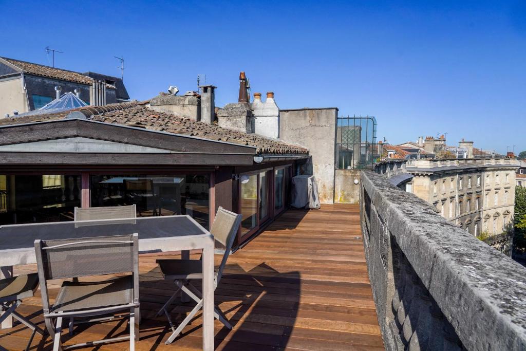 Chateau Trompette - Localisation exceptionnelle 4 chambres 2 salles de bain et grande terrasse - 4