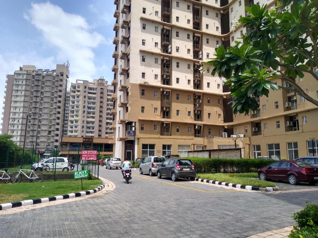 Entire Condominium Luxury Suites Perfect Getaway photo