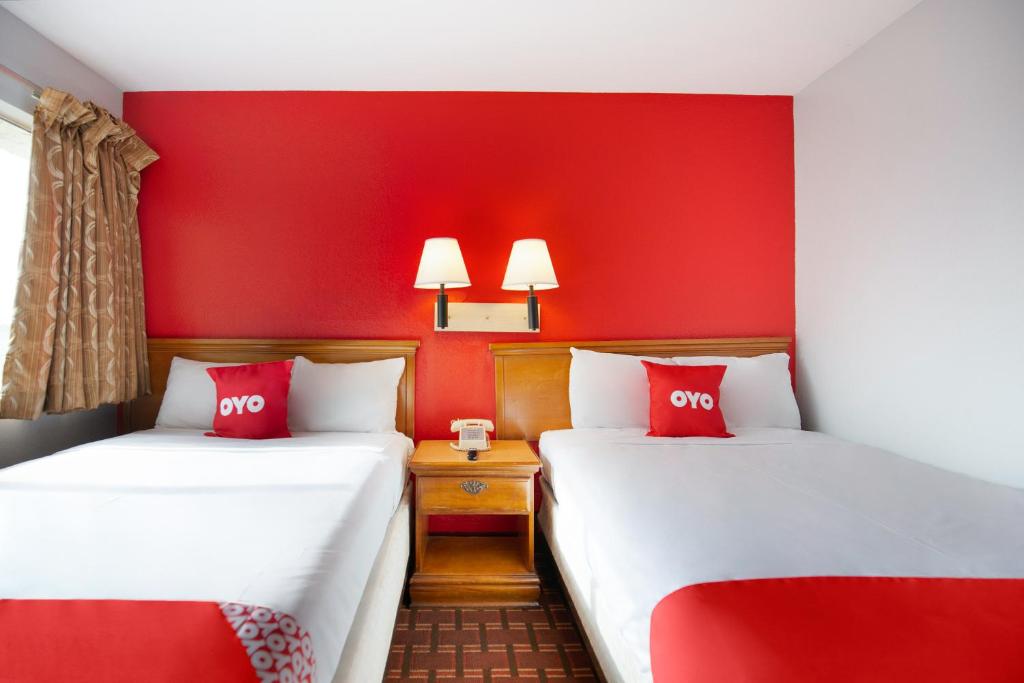 OYO Hotel Houston Southwest I-69 Photo 32