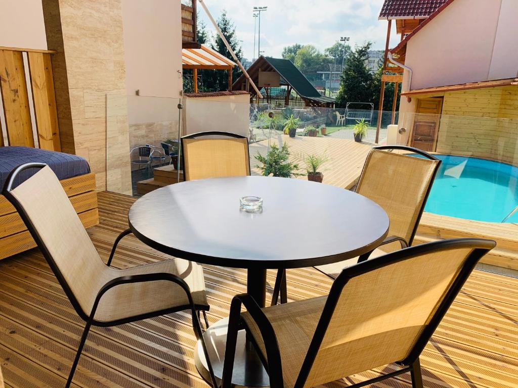 Egria Apartments photo