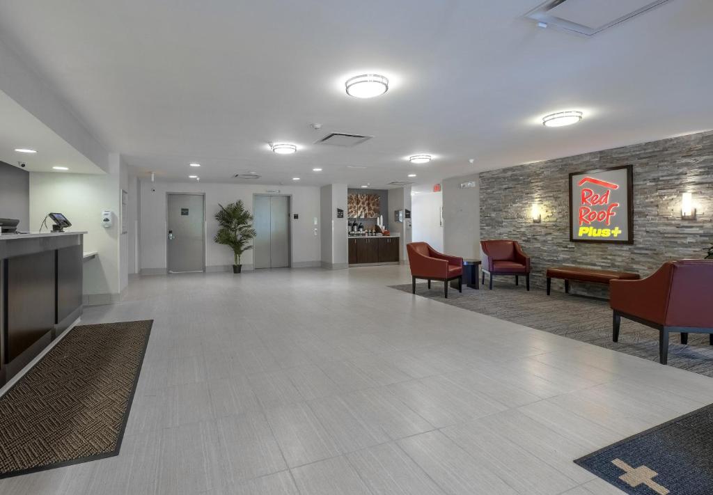 ريد روف بلس+ بوسطن - مانسفيلد / فوكسبورو (Red Roof PLUS+ Boston - Mansfield/ Foxboro)