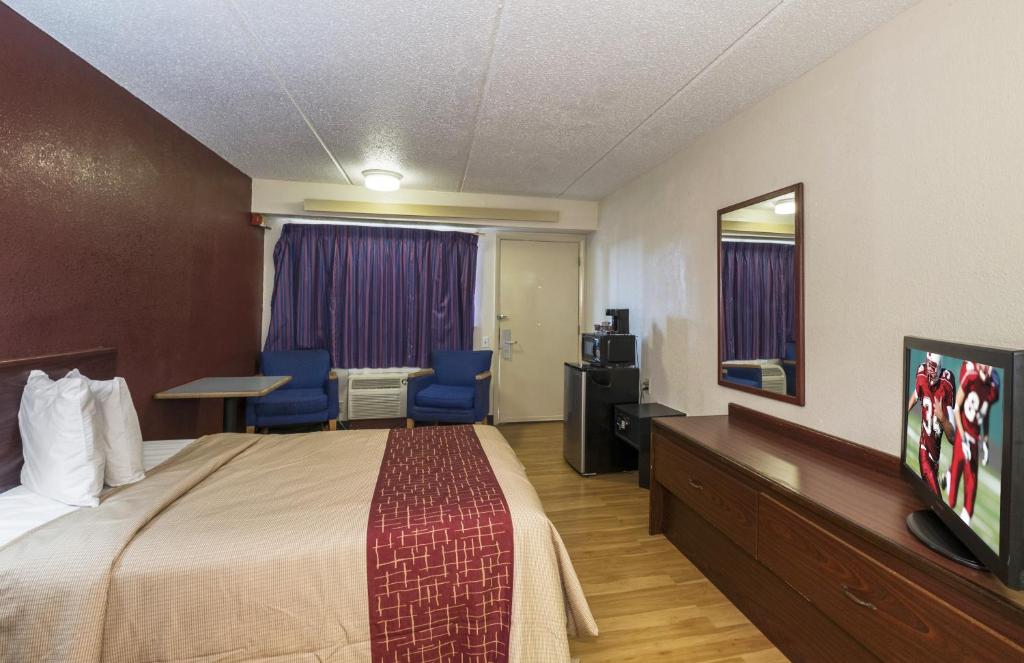 Red Roof Inn Atlanta - Norcross photo