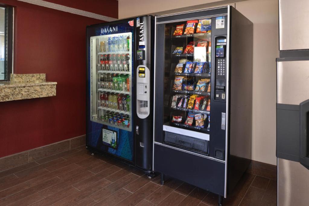 レッド ルーフ イン シャンペーン - ユニバーシティ (Red Roof Inn Champaign - University) 館内設備