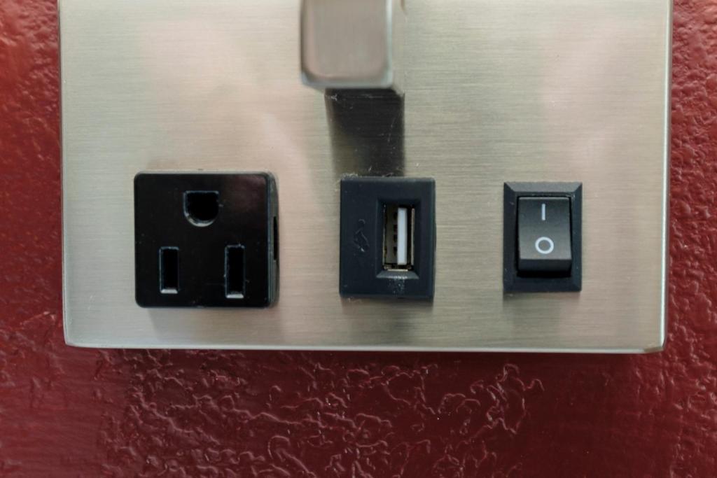 Red Roof Inn Gadsden Photo 29