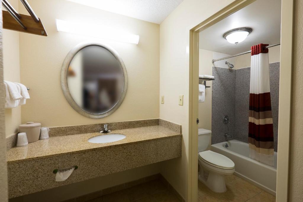 Red Roof Inn Virginia Beach - Norfolk Airport photo