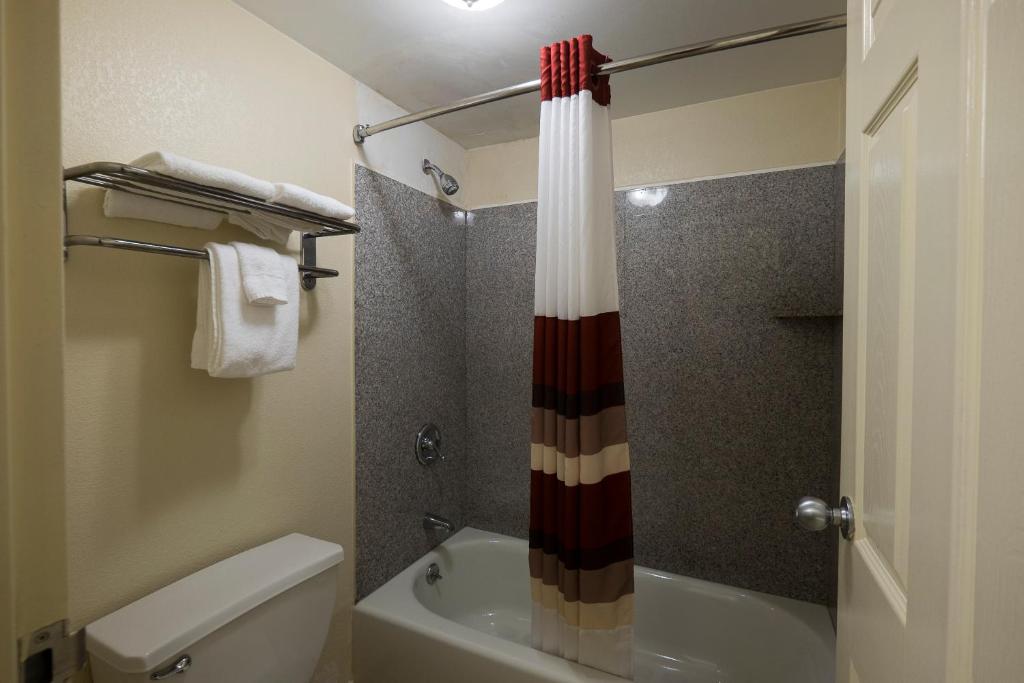 Red Roof Inn Virginia Beach - Norfolk Airport photo