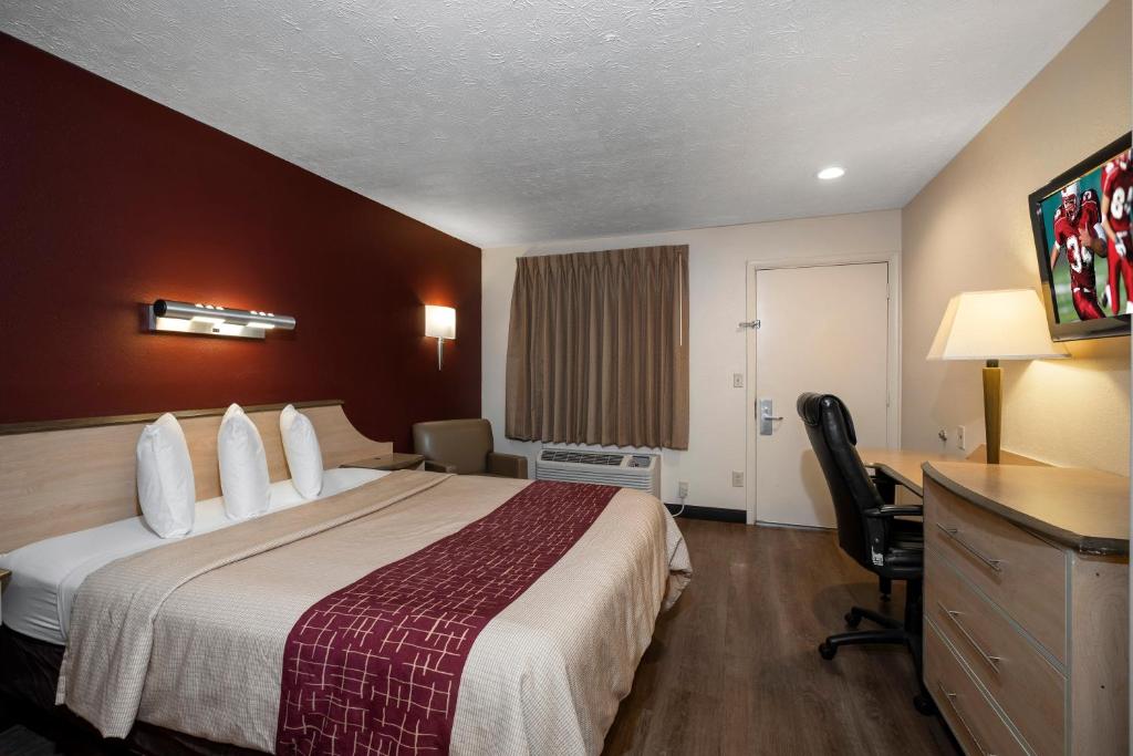 Red Roof Inn Indianapolis - Greenwood Photo 20