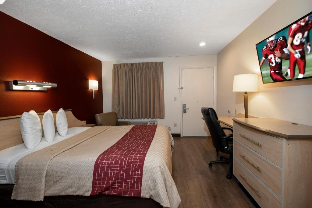 Red Roof Inn Indianapolis - Greenwood Photo 24