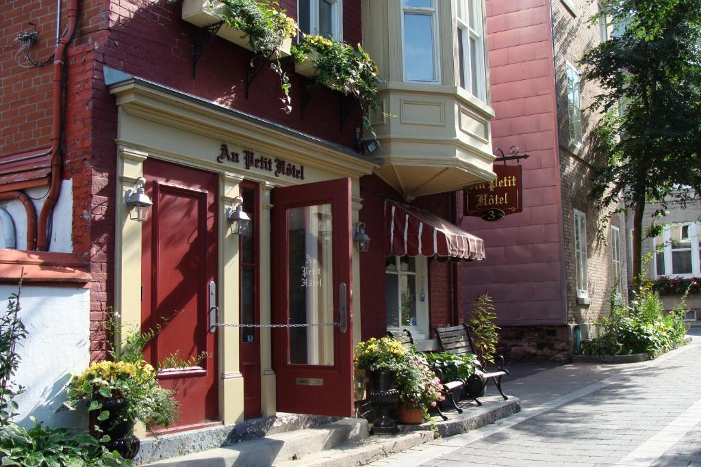 Au Petit Hotel — Hotel in Quebec City (QC)