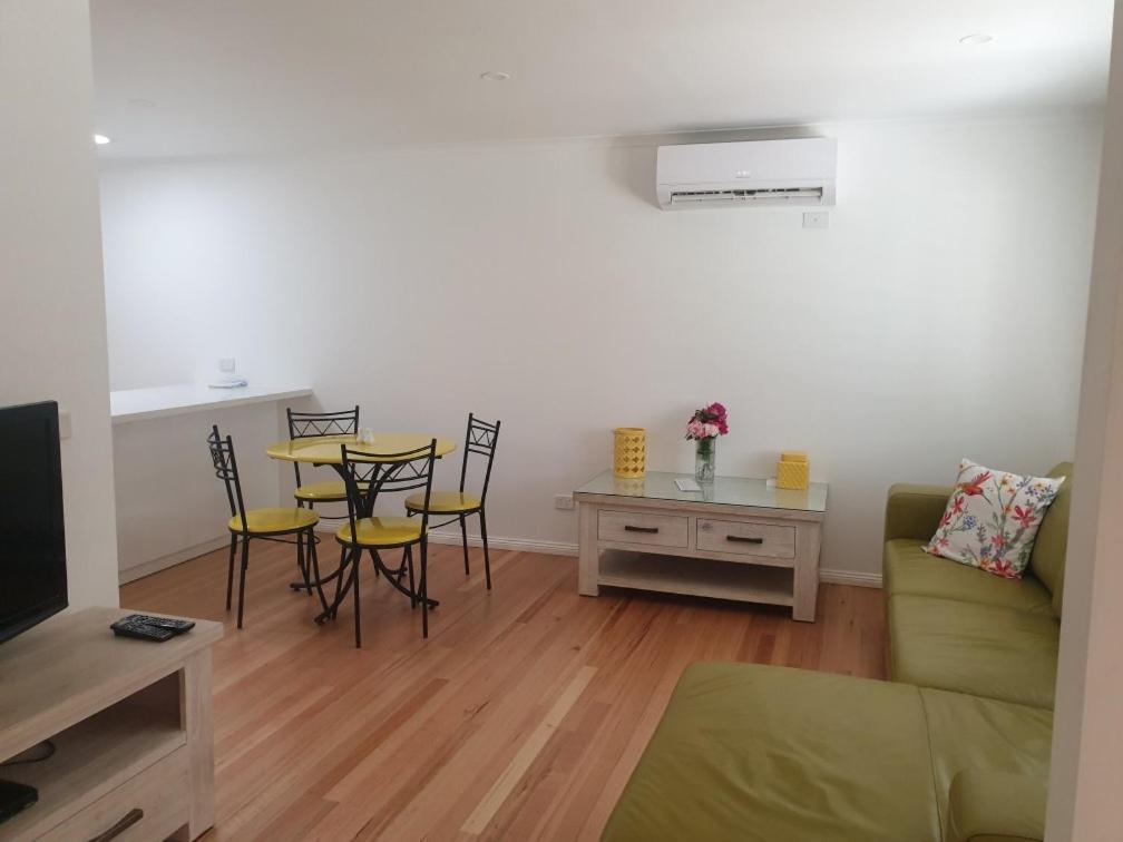 Race Course Apartments photo