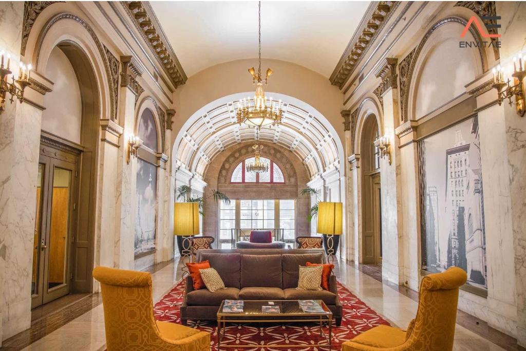 2BR/2BA Brand New Executive Luxury Suite w/ Gym by ENVITAE photo