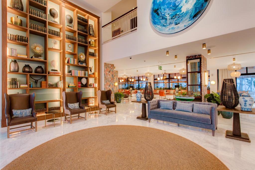 Hotel Fariones — Puerto del Carmen, Canary Islands
