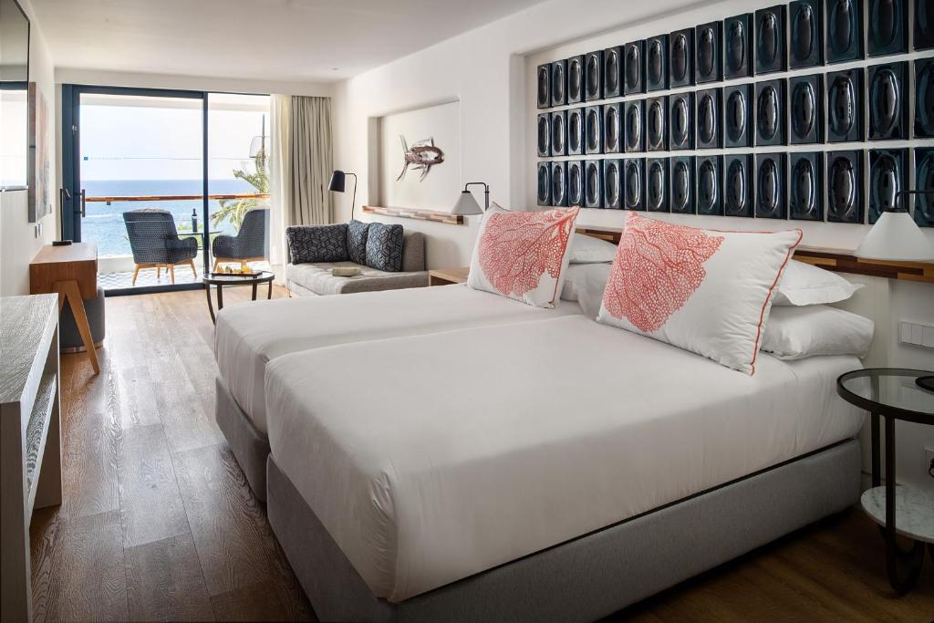 Hotel Fariones — Puerto del Carmen, Canary Islands