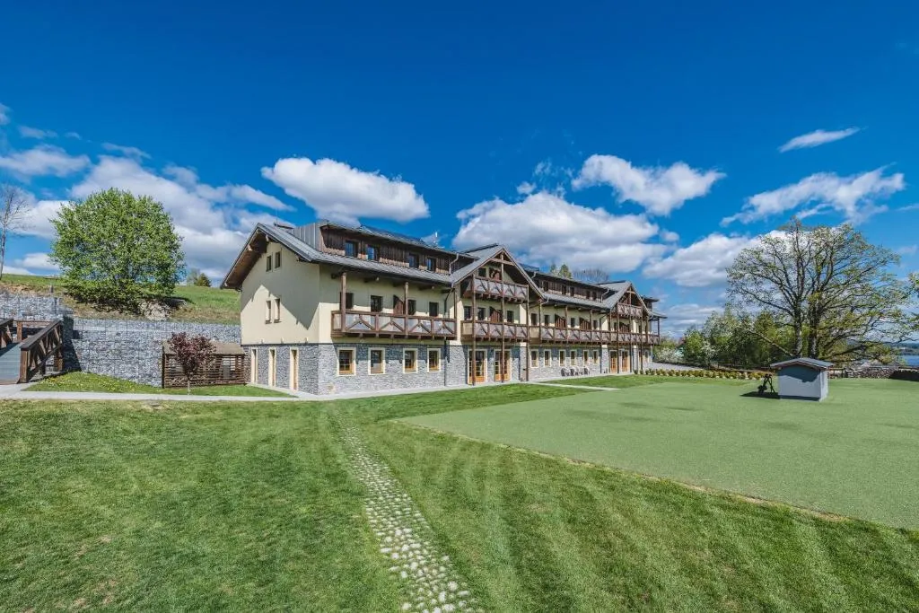 Hotel Resort Relax，位于Dolní Vltavice的酒店