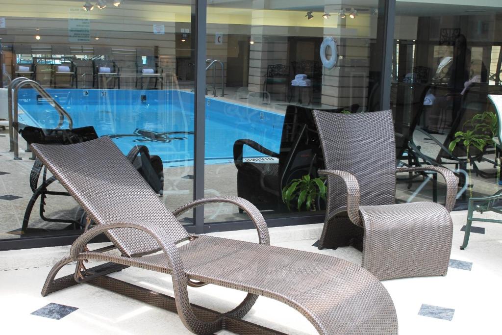 スイミングプール