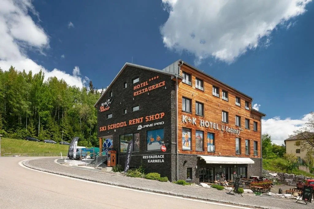 Hotel U Kabinky，位于扬斯凯拉兹涅的酒店