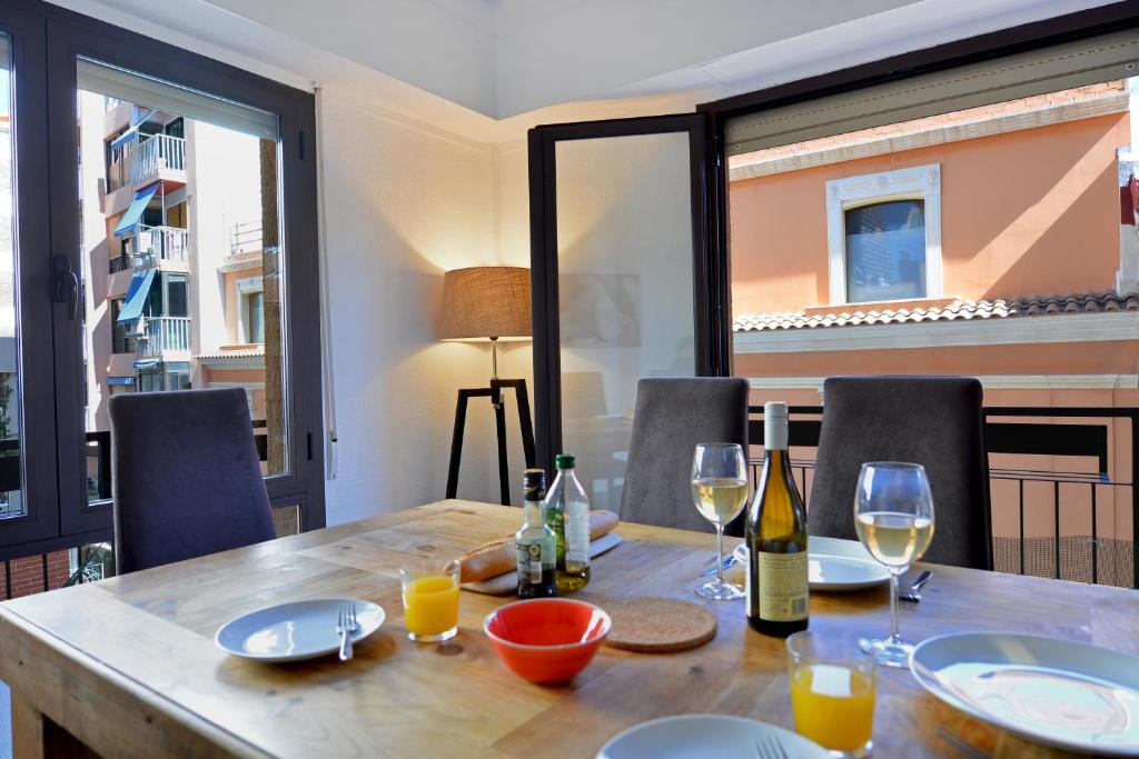 Attractive City Center Apartment - 4