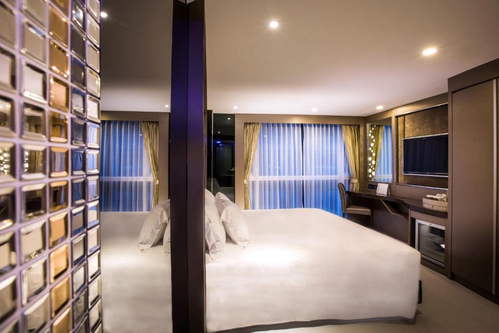 Centara Azure Hotel Pattaya photo