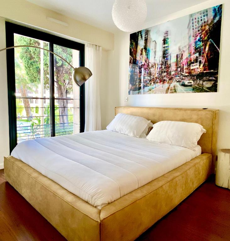 Carlton Riviera - 4