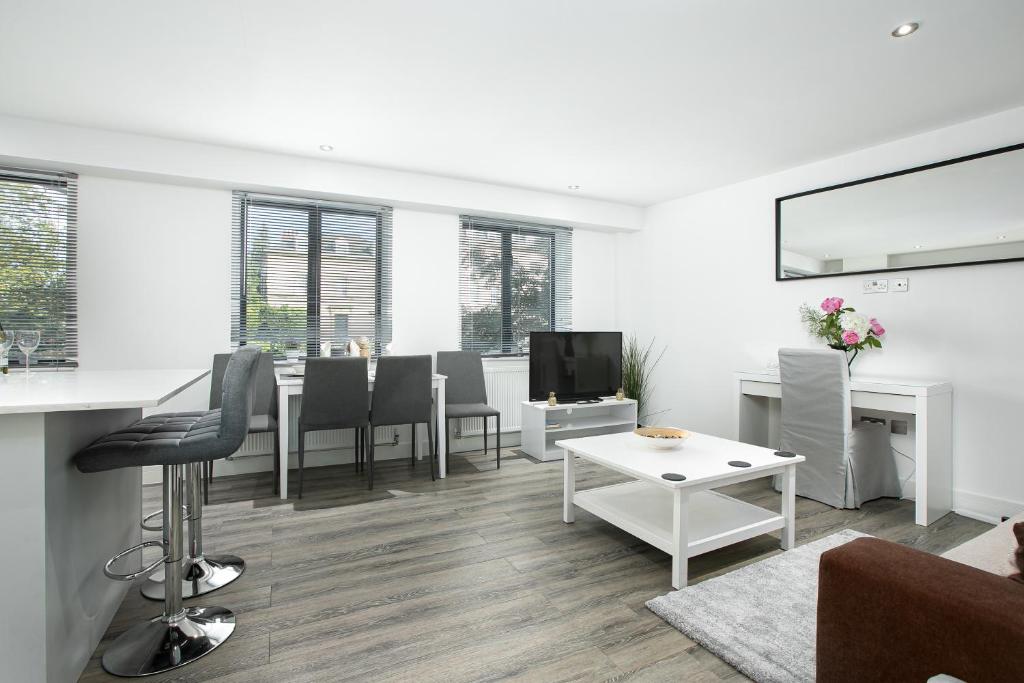 Reading Kings Road Lodge by Creatick Apartments — Hotel in Reading