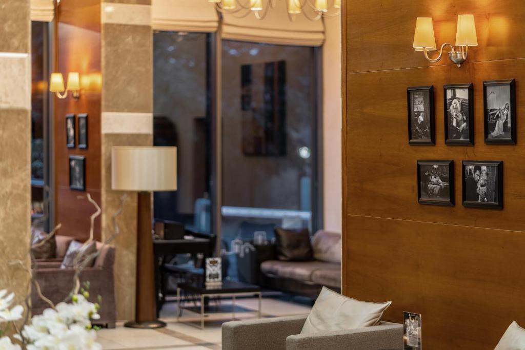 CityHotel photo