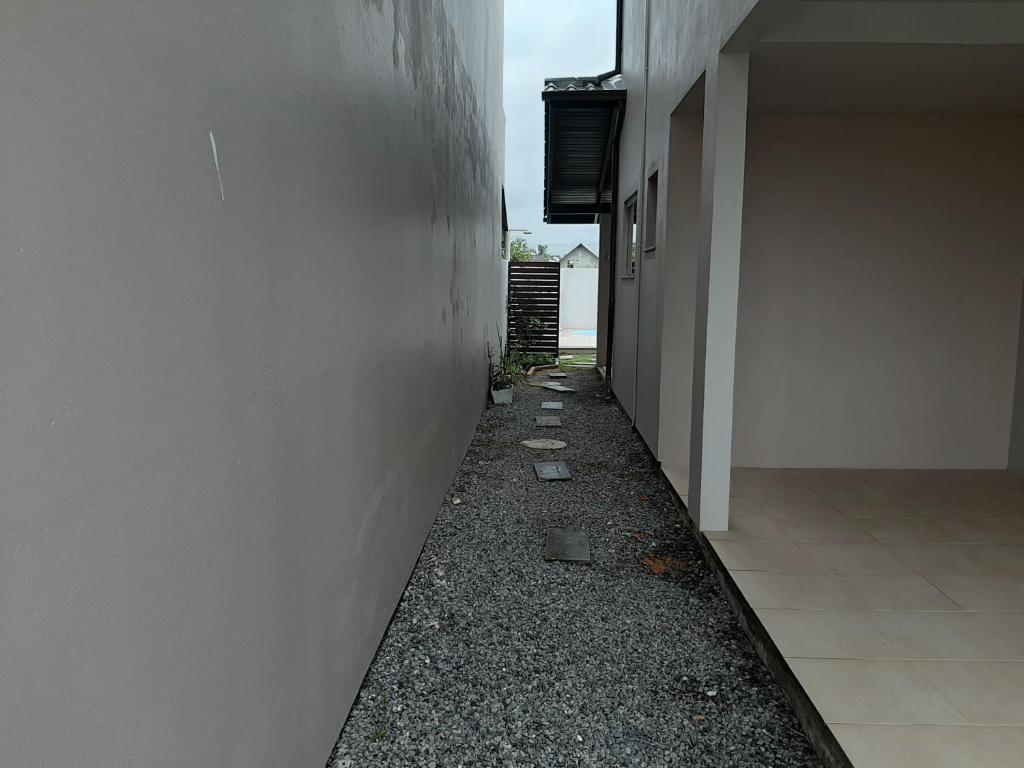 CASA DE PRAIA NA PINHEIRA C/ PISCINA PARA 6 PESSOAS photo