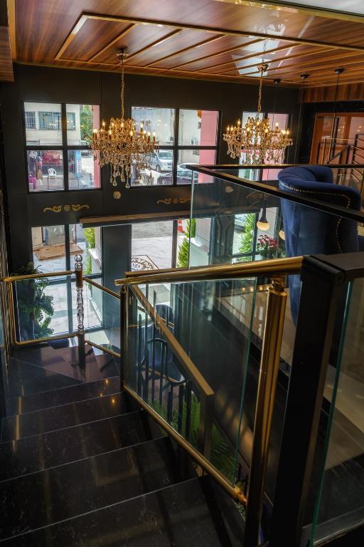 Leslion Luxury Hotel photo
