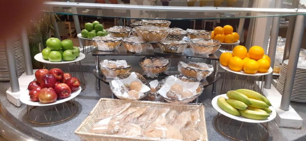 طعام و مشروبات