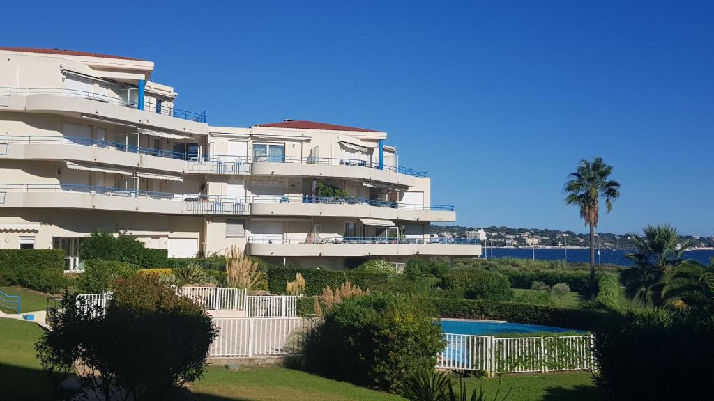 Appartement Antibes juan les pins piscine et mer a 200m - 1