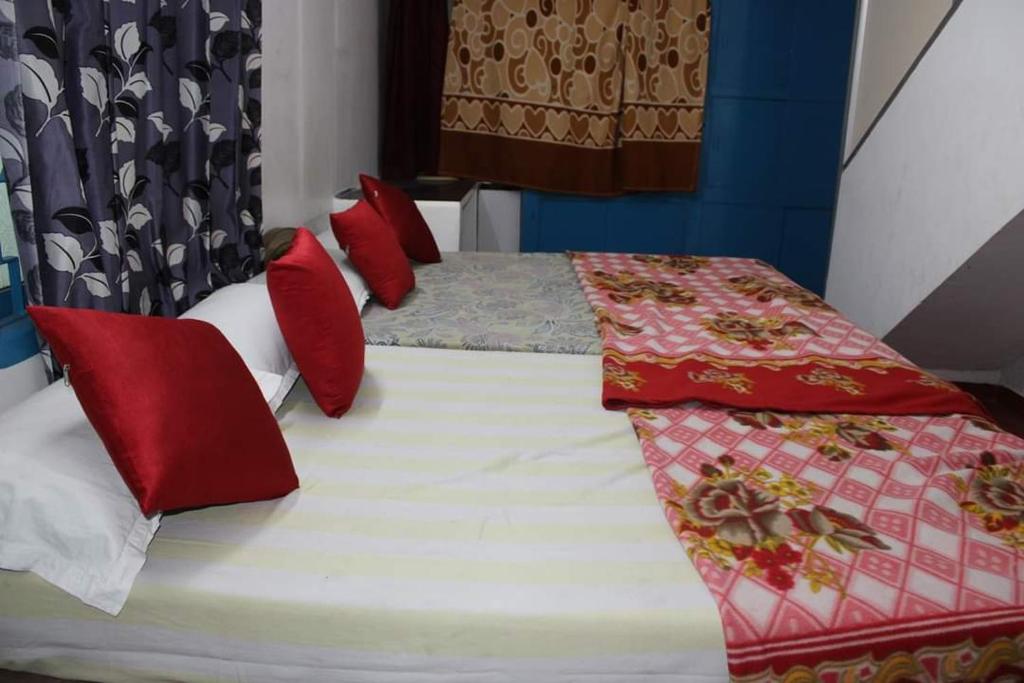Murugan Home Stay photo