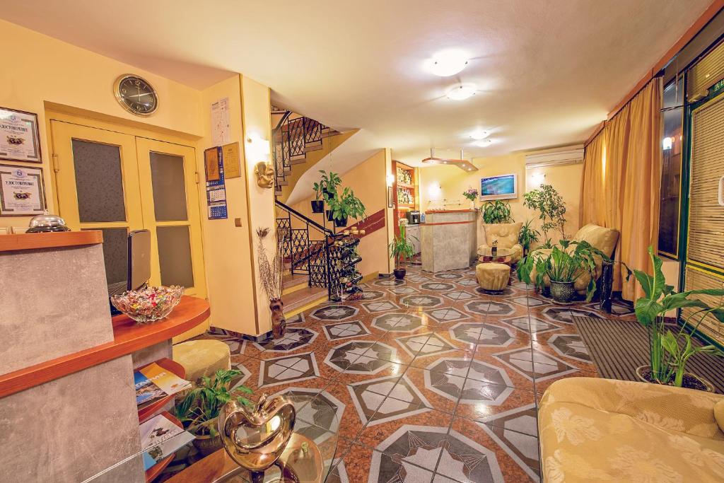 Hotel Color photo