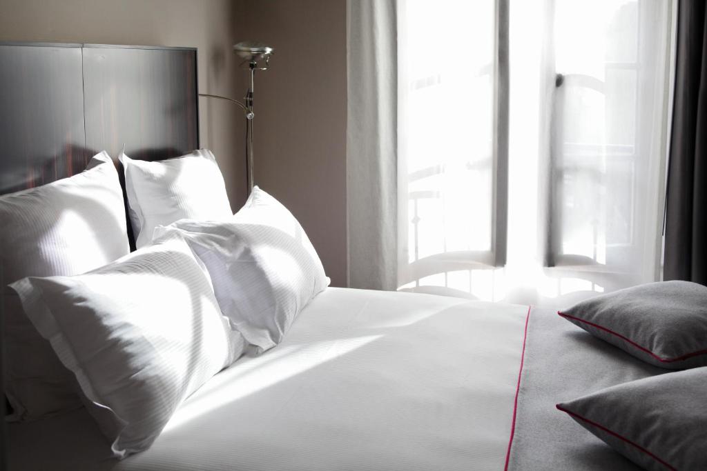 Paris Hotel Saint Dominique Additional