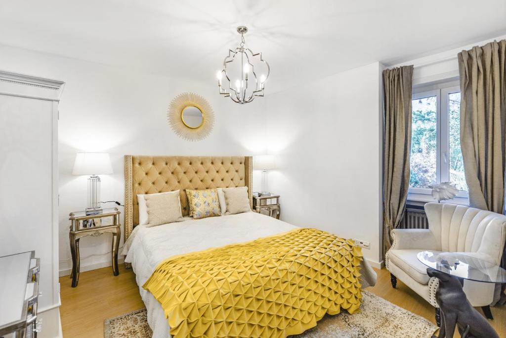 Oasis 2 bedroom apartment in Montreux centre - 3
