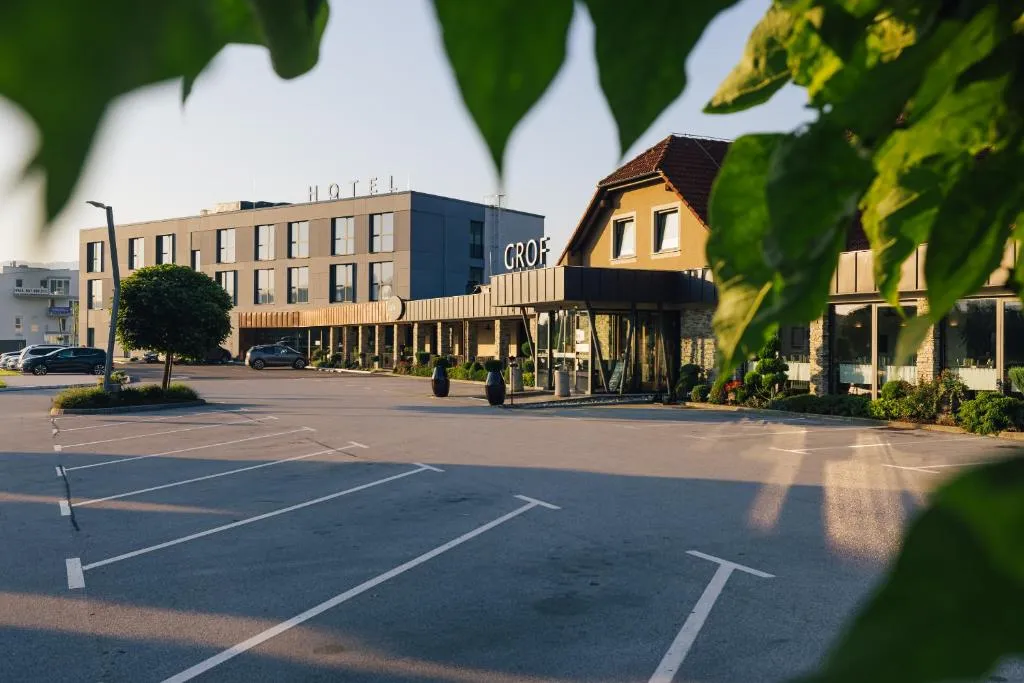 Hotel Grof, hotel in Vransko