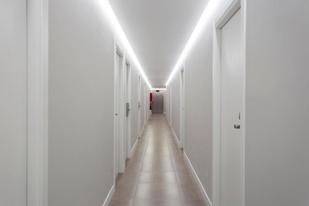 Hotel BESTPRICE Alcala photo