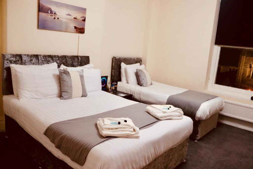 The New Alexandra Hotel photo