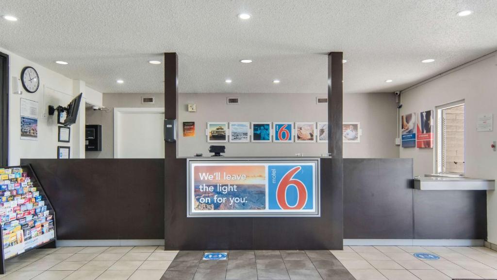 Motel 6-Addison, TX - Dallas photo