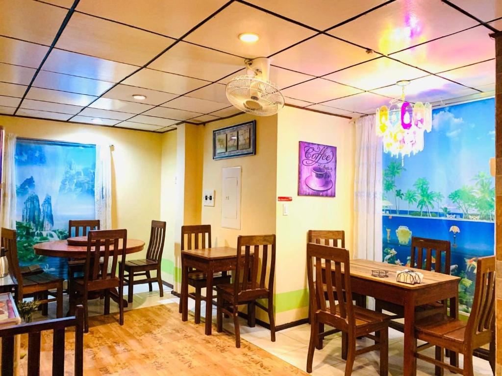 Restaurant, Hwan Dynasty Suite in Palawan