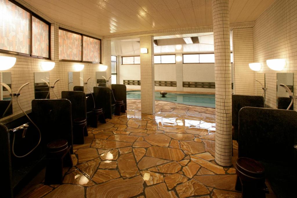 Hot spring bath