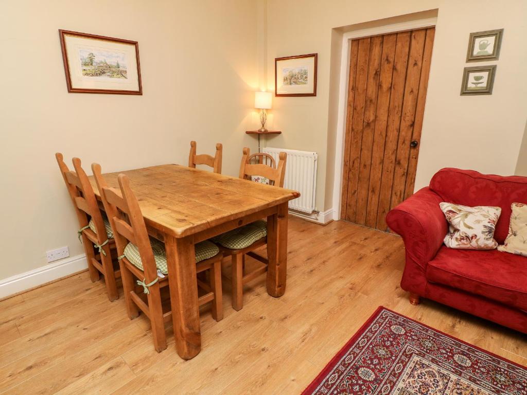 Nutkin Cottage photo 6