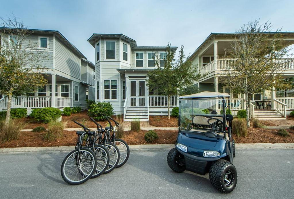 Off the Beachin' Path - 4BR Home with Golf Cart, 4 Bikes and Great Amenities!, Santa Rosa Beach