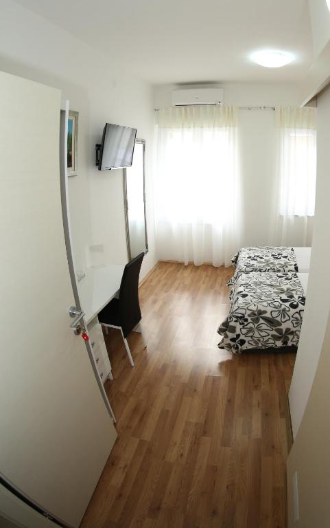 A&M Apartment and Rooms photo