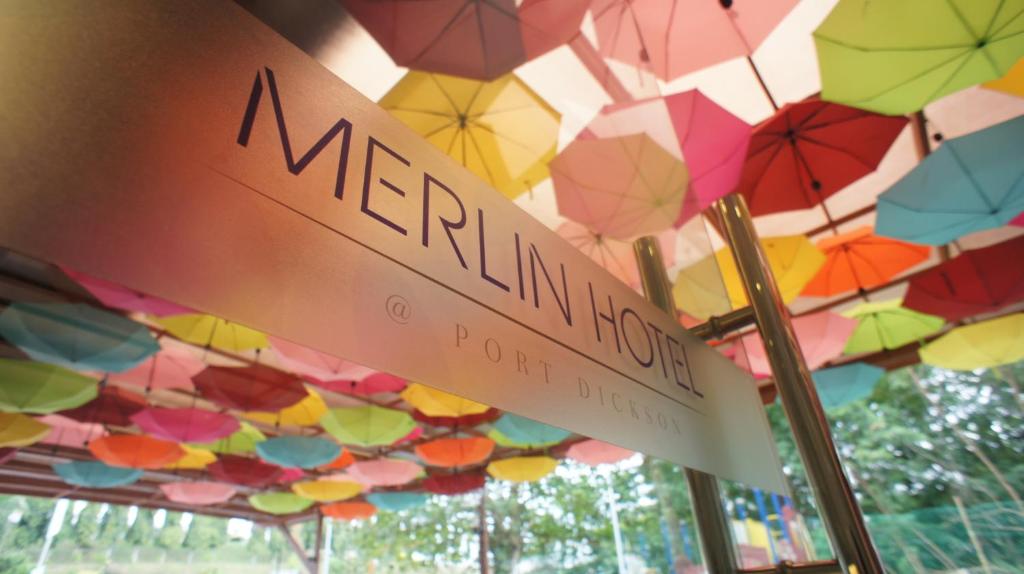 Merlin Hotel photo