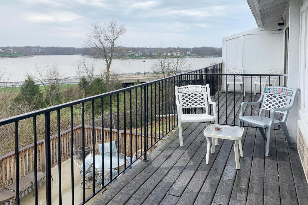 Lakeview Inn photo