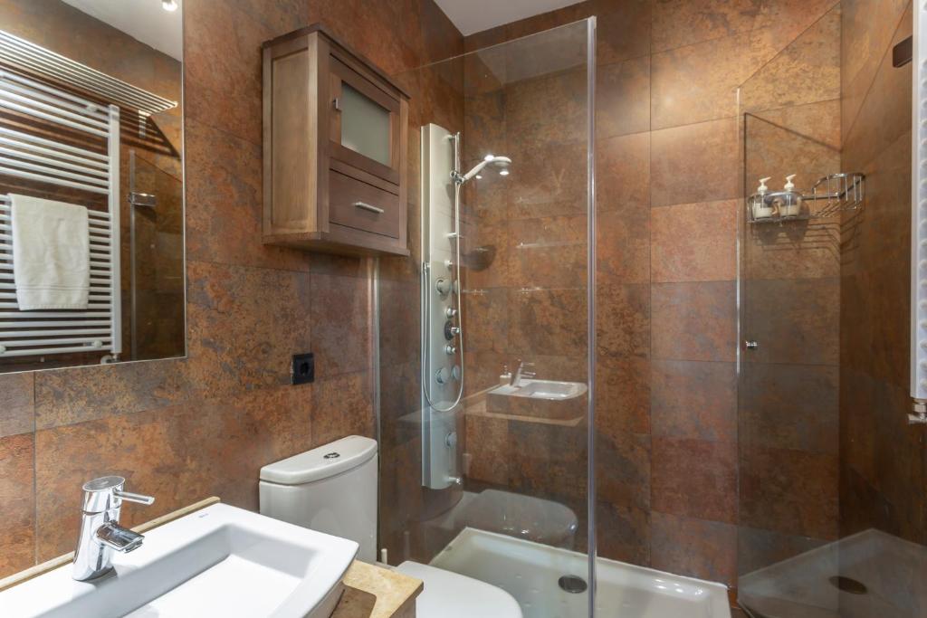 Giralda Sevilla Apartment - 3