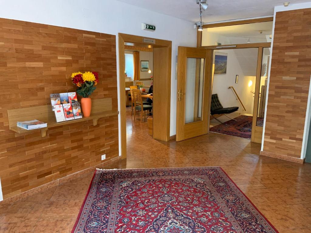 Hotel Engl — Hotel in Innsbruck