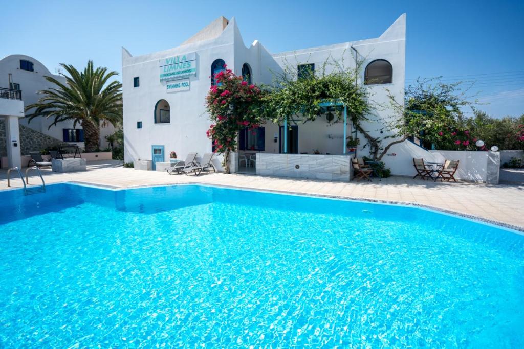 Villa Limnes photo
