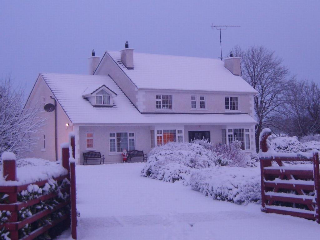 Lake Avenue House photo