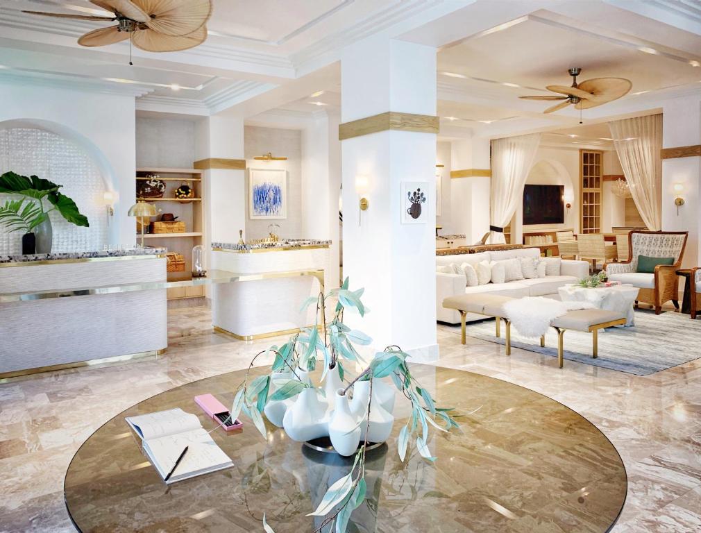 White Elephant Palm Beach                                                                    photo