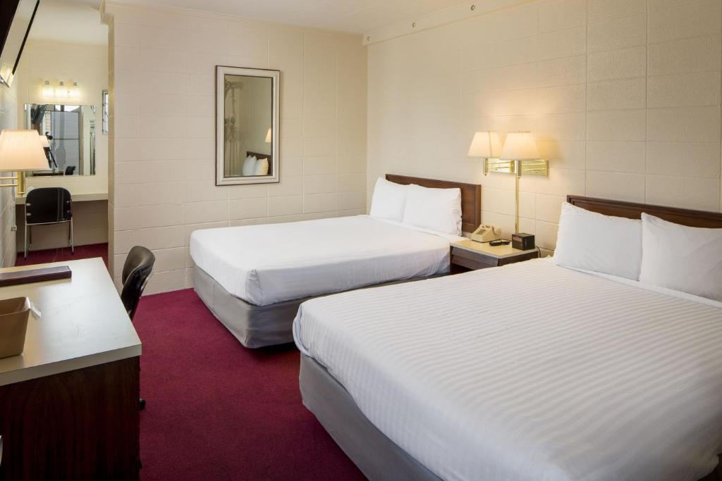 Finlen Hotel and Motor Inn photo